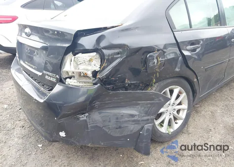 2013 Subaru Impreza 2.0I Premium z USA, uszkodzony, nr VIN JF1GJAC68DH034511